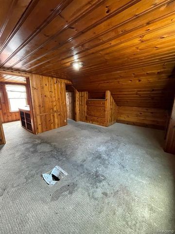 16500 Eastburn Street, Detroit, MI 48205