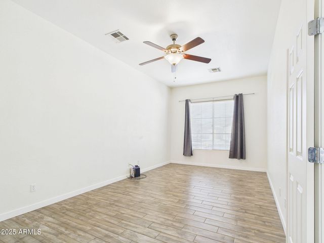 6915 S SAPPHIRE Way, Chandler, AZ 85249