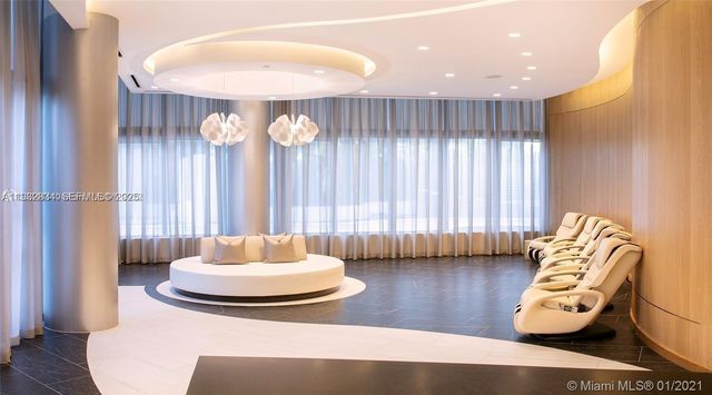 851 NE 1st Ave 412, Miami, FL 33132