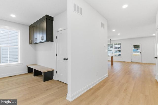 453 E FRANKLIN ST, Media, PA 19063