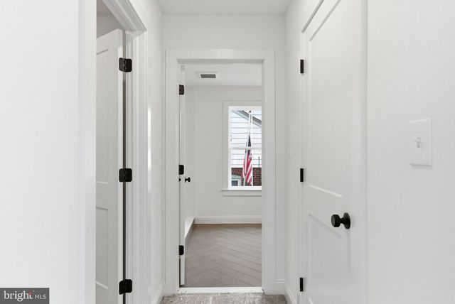 453 E FRANKLIN ST, Media, PA 19063