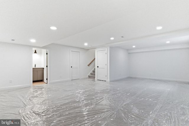 453 E FRANKLIN ST, Media, PA 19063