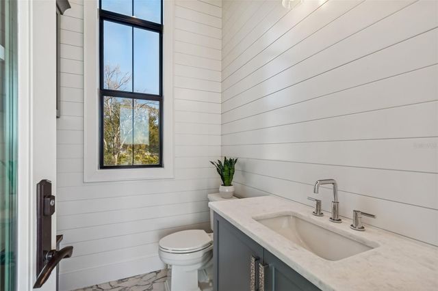 5032 W LONGFELLOW AVENUE, Tampa, FL 33629