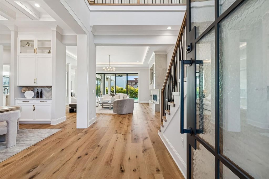 Image 12 of property listing at 5032 W LONGFELLOW AVENUE, Tampa, FL 33629