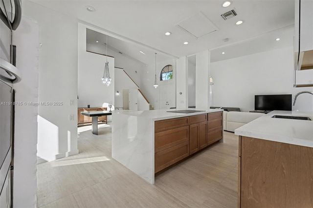 6438 Via Rosa, Boca Raton, FL 33433