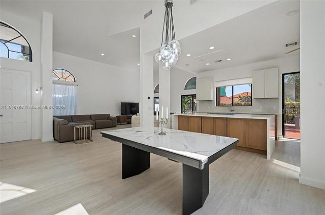 6438 Via Rosa, Boca Raton, FL 33433