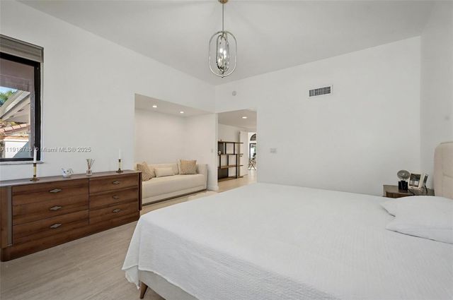 6438 Via Rosa, Boca Raton, FL 33433