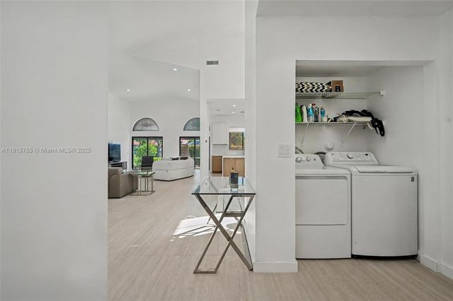 6438 Via Rosa, Boca Raton, FL 33433