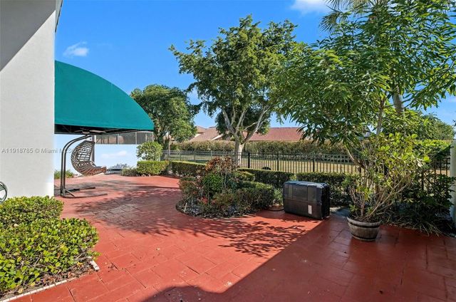 6438 Via Rosa, Boca Raton, FL 33433