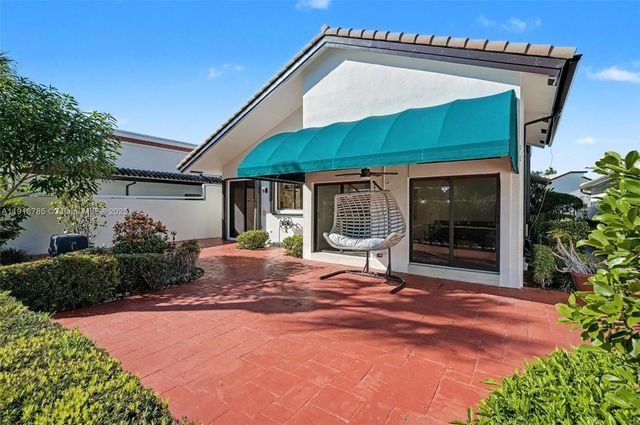 6438 Via Rosa, Boca Raton, FL 33433