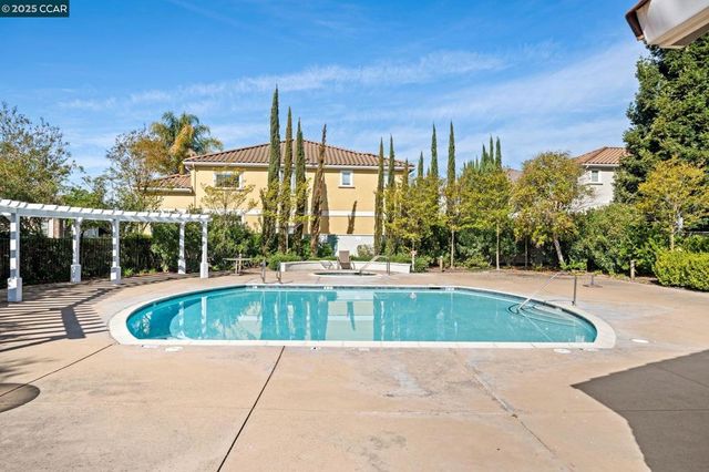 4612 4612 Sandyford Ct, Dublin, CA 94568