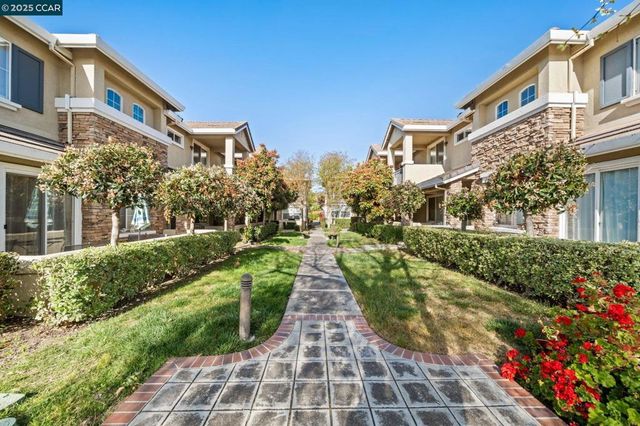 4612 4612 Sandyford Ct, Dublin, CA 94568