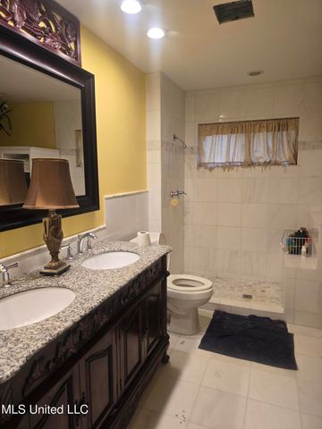 161 Kenmore Avenue, Biloxi, MS 39531