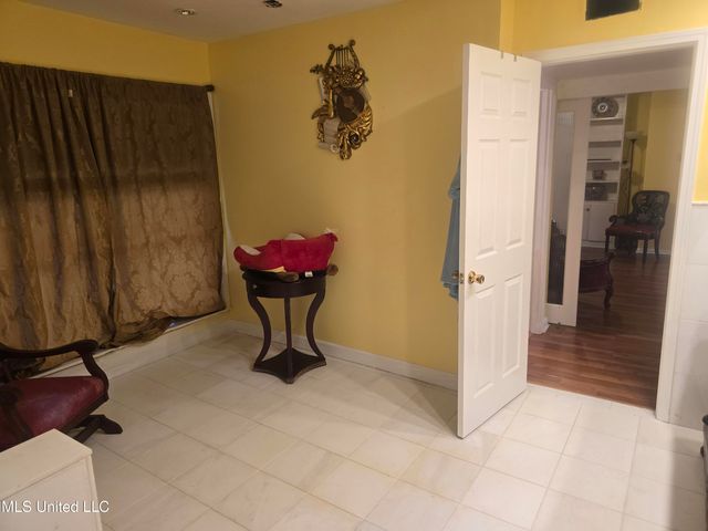 161 Kenmore Avenue, Biloxi, MS 39531