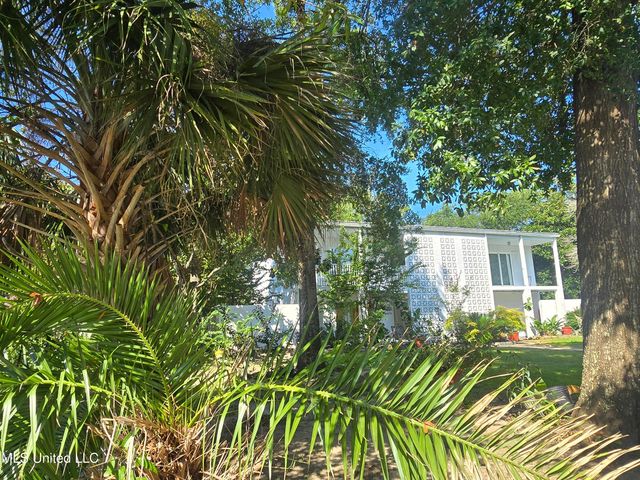 161 Kenmore Avenue, Biloxi, MS 39531