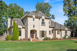 4111 Sir Thopas Drive, Southaven, MS 38672