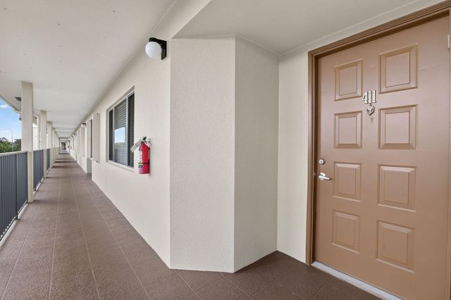 800 SW 142nd Avenue 411N, Pembroke Pines, FL 33027