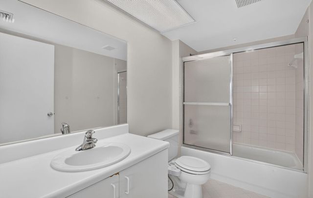 800 SW 142nd Avenue 411N, Pembroke Pines, FL 33027