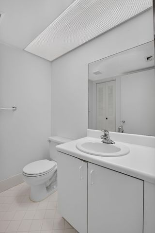 800 SW 142nd Avenue 411N, Pembroke Pines, FL 33027
