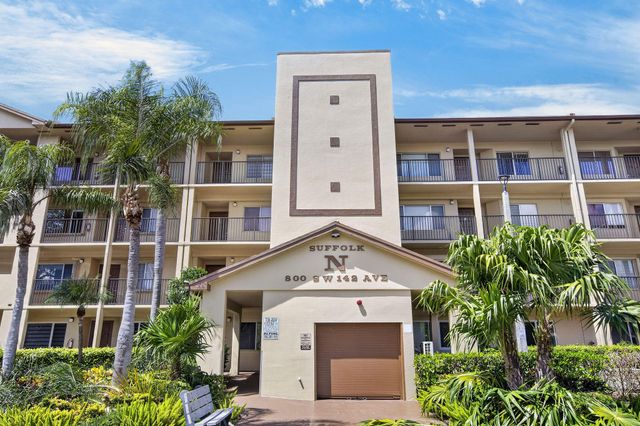 800 SW 142nd Avenue 411N, Pembroke Pines, FL 33027