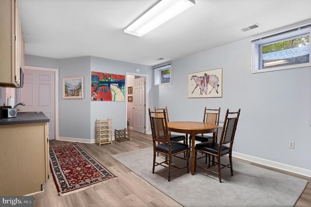 11301 CROSSING GLEN CT, Potomac, MD 20854