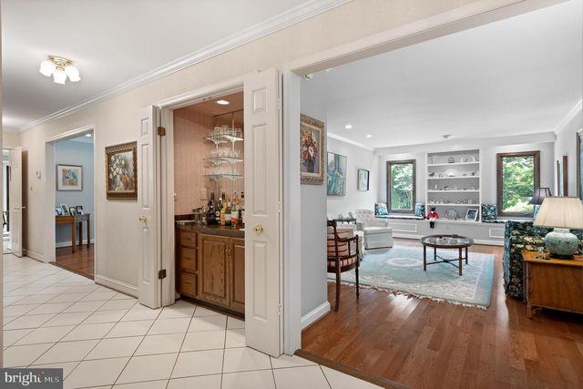 11301 CROSSING GLEN CT, Potomac, MD 20854