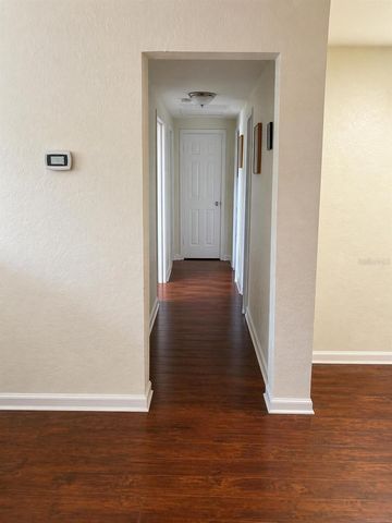 8618 GRANDVIEW DRIVE, Tampa, FL 33617