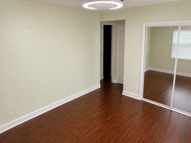 8618 GRANDVIEW DRIVE, Tampa, FL 33617