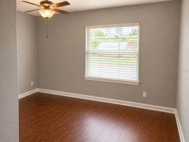 8618 GRANDVIEW DRIVE, Tampa, FL 33617