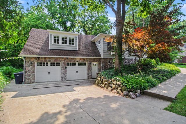 9 E Heatheridge Street, Ann Arbor, MI 48104