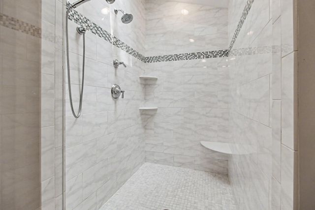 9 E Heatheridge Street, Ann Arbor, MI 48104