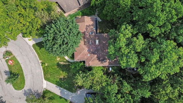 9 E Heatheridge Street, Ann Arbor, MI 48104