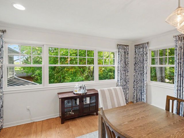 9 E Heatheridge Street, Ann Arbor, MI 48104