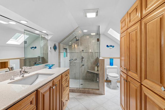 14711 Woodruff Road, Wayzata, MN 55391