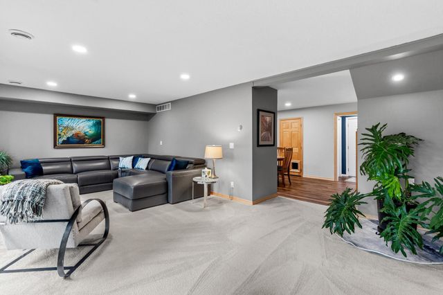 14711 Woodruff Road, Wayzata, MN 55391
