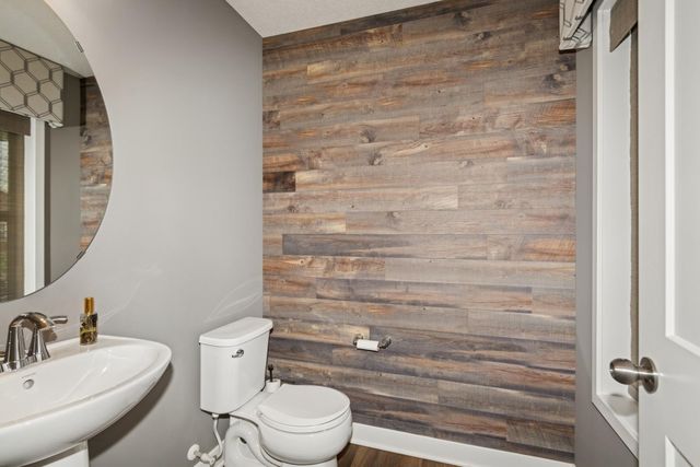 7296 Crane Drive, Hugo, MN 55038