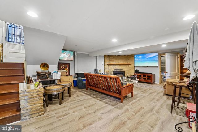 11910 WESLEY DR, Hagerstown, MD 21742