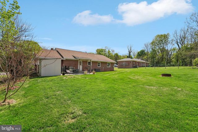11910 WESLEY DR, Hagerstown, MD 21742