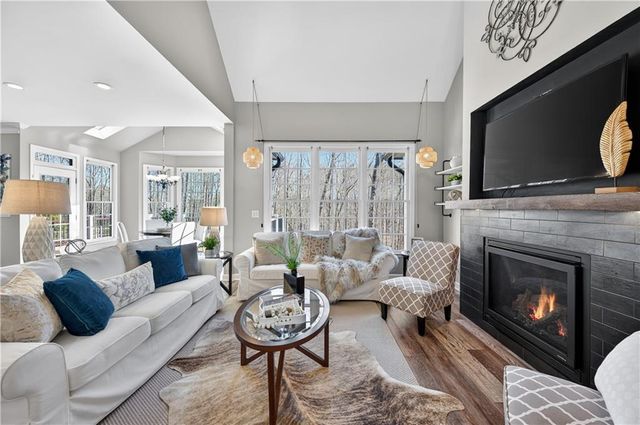 6675 Club Valley Court, Suwanee, GA 30024