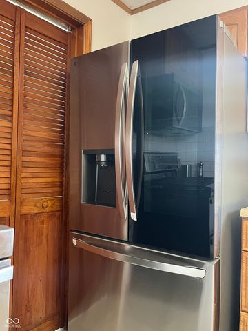 1440 Estates Drive, Greenwood, IN 46142