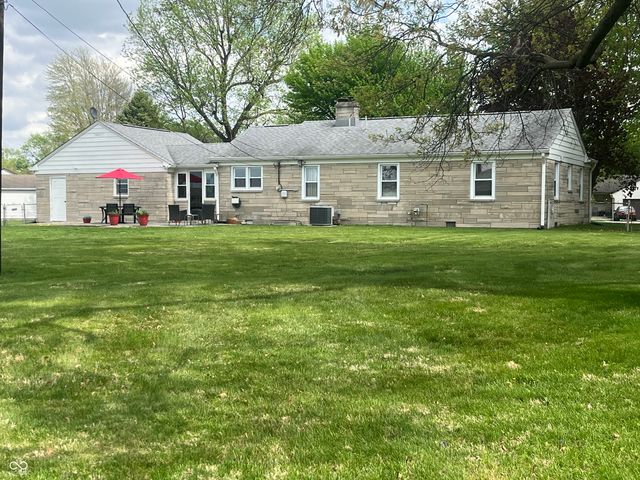 1440 Estates Drive, Greenwood, IN 46142