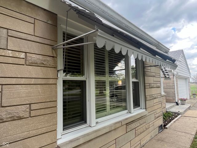 1440 Estates Drive, Greenwood, IN 46142