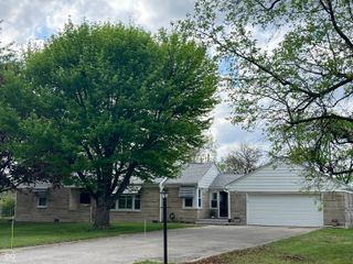 1440 Estates Drive, Greenwood, IN 46142