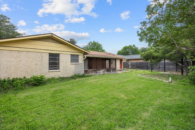 5509 Mapleleaf DR, Austin, TX 78723