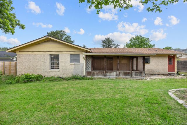 5509 Mapleleaf DR, Austin, TX 78723