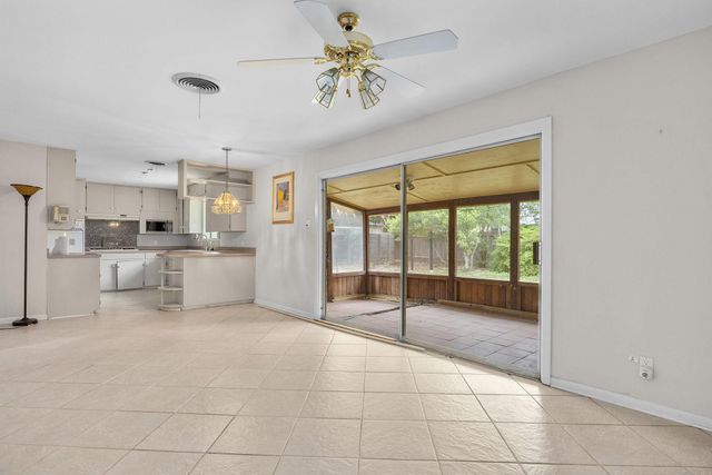 5509 Mapleleaf DR, Austin, TX 78723