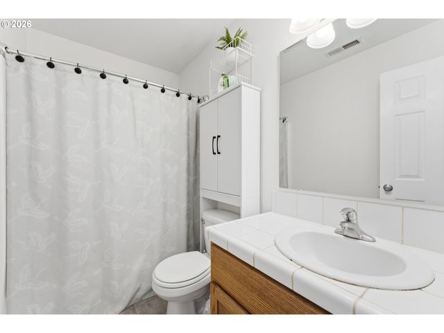 5222 Ne 25TH Pl, Vancouver, WA 98663