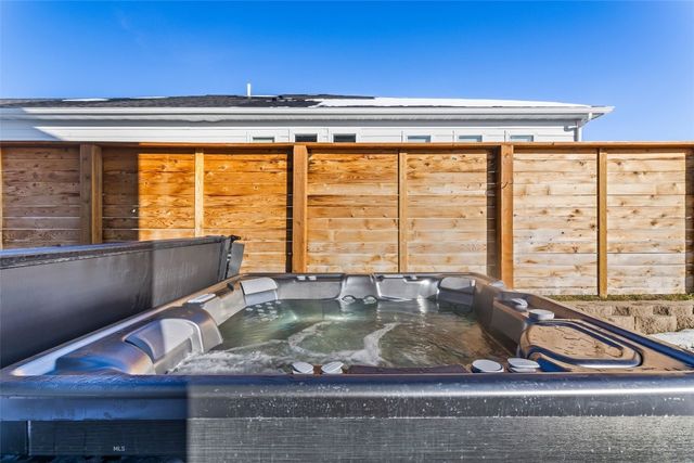 1202 Sweetgrass Lane, Livingston, MT 59047