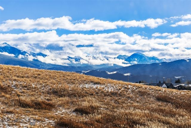 1202 Sweetgrass Lane, Livingston, MT 59047