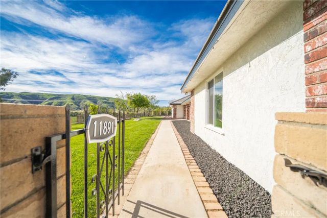 11891 San Timoteo Canyon, Redlands, CA 92373